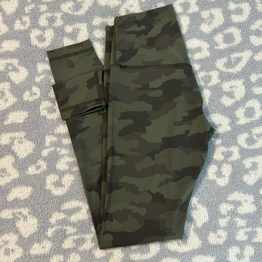 lululemon athletica Camo Leggings - Green and Black